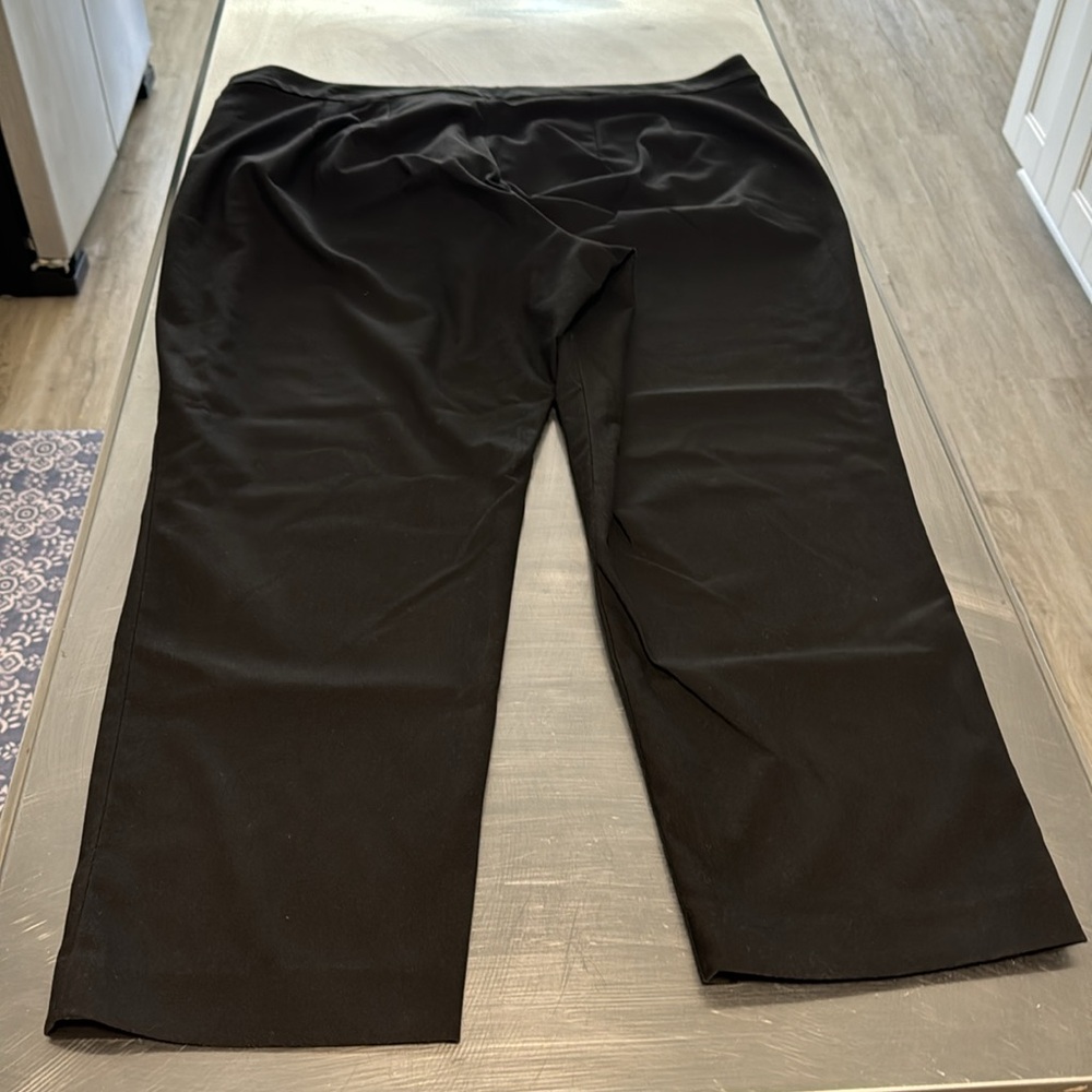 Chaps Cropped Slacks - Picture 11 of 12